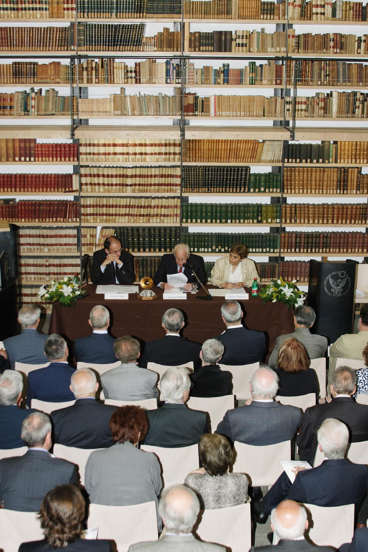 Inauguration of the site of the Library of the National Academy of Sciences called the XL at the Scuderie Vecchie of Villa Torlonia, 2007 - CC BY-SA Accademia Nazionale delle Scienze, detta dei XL